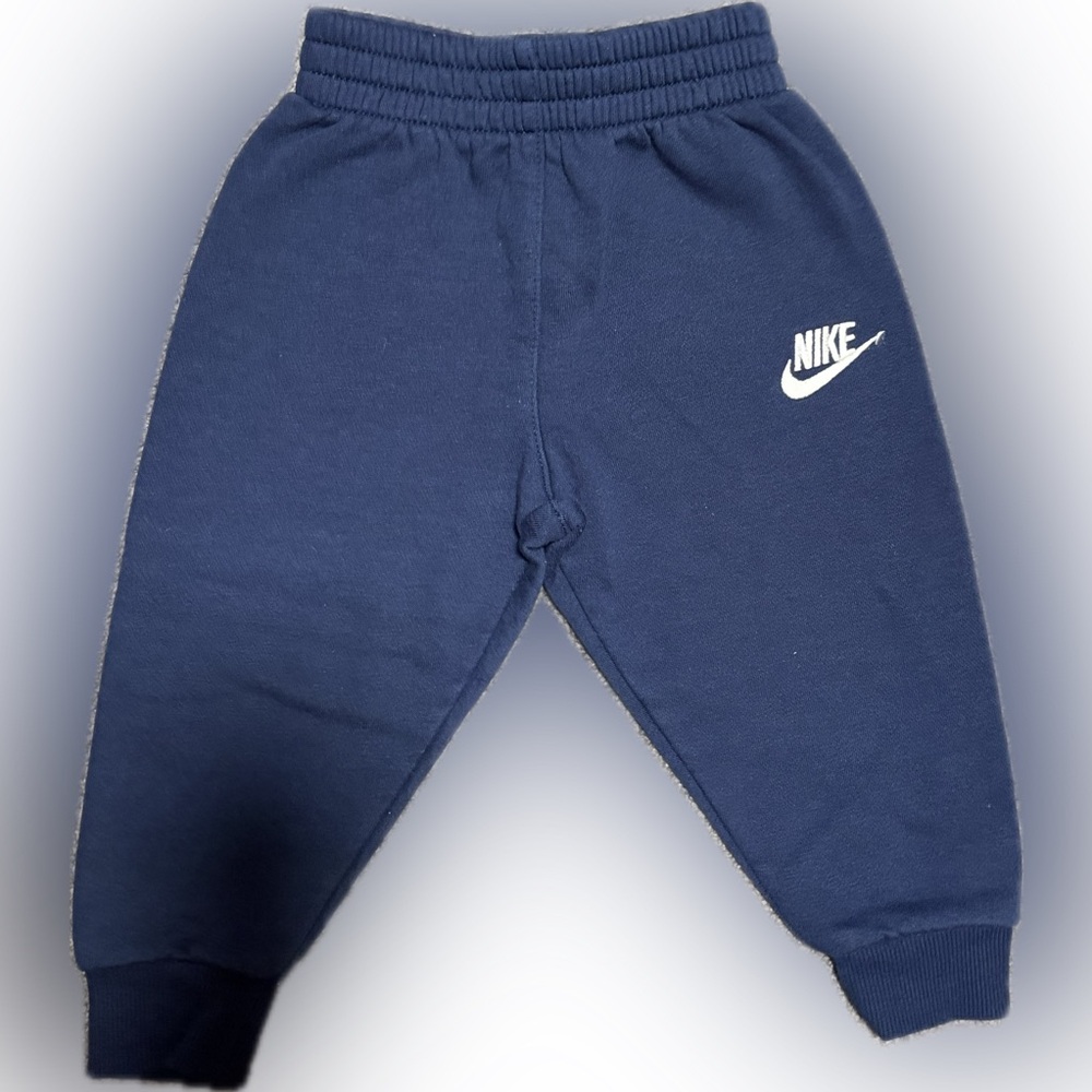 Nike Matching Set - Picture 3 of 4